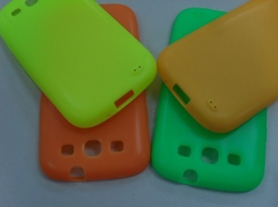 三星i9300手机TPU保护壳 耀丰塑胶五金制品全方位介绍